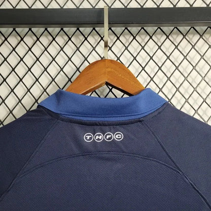 Maglia da trasferta del Tottenham 2023