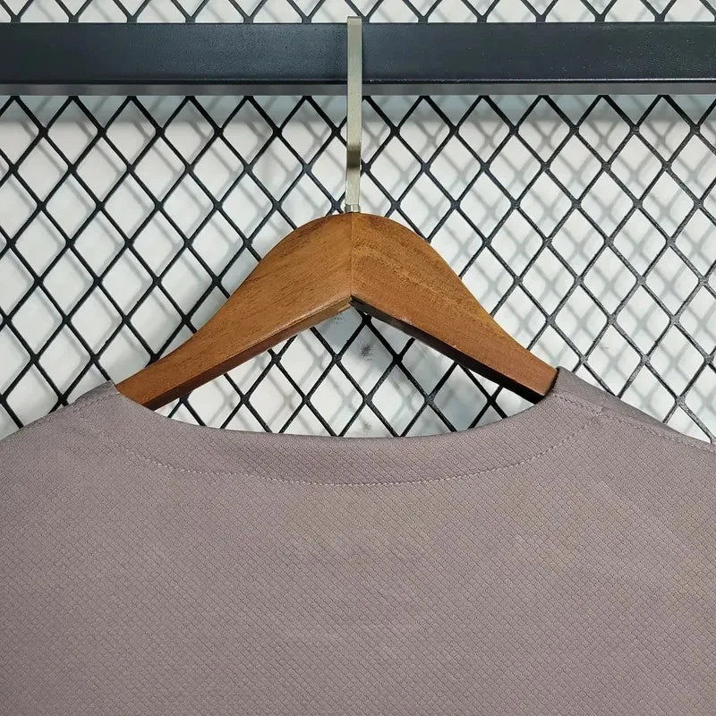 Terceira camisola de visitante do Tottenham 2023