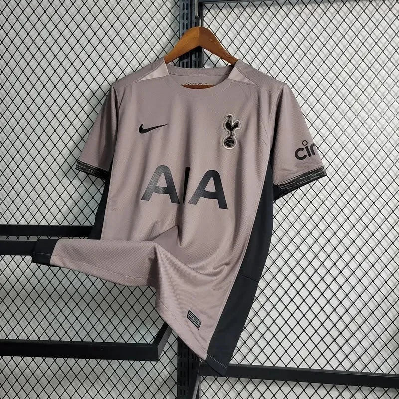 Terceira camisola de visitante do Tottenham 2023