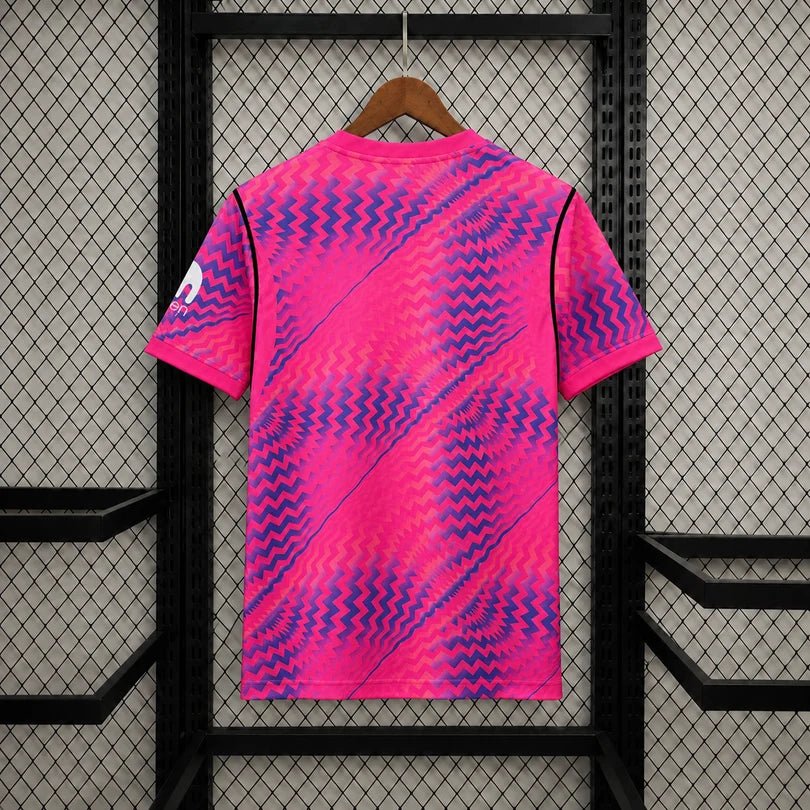 Tottenham 2026 Goalkeeper Pink Jersey
