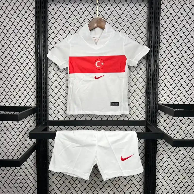 Camisola Principal da Turquia 2024