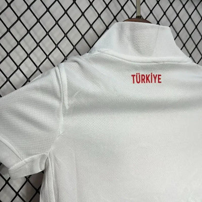 Camisola Principal da Turquia 2024