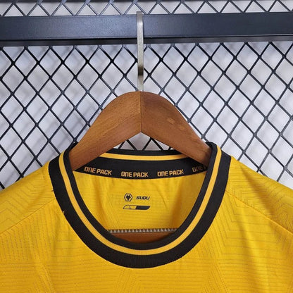 Wolverhampton-Heimtrikot 2024